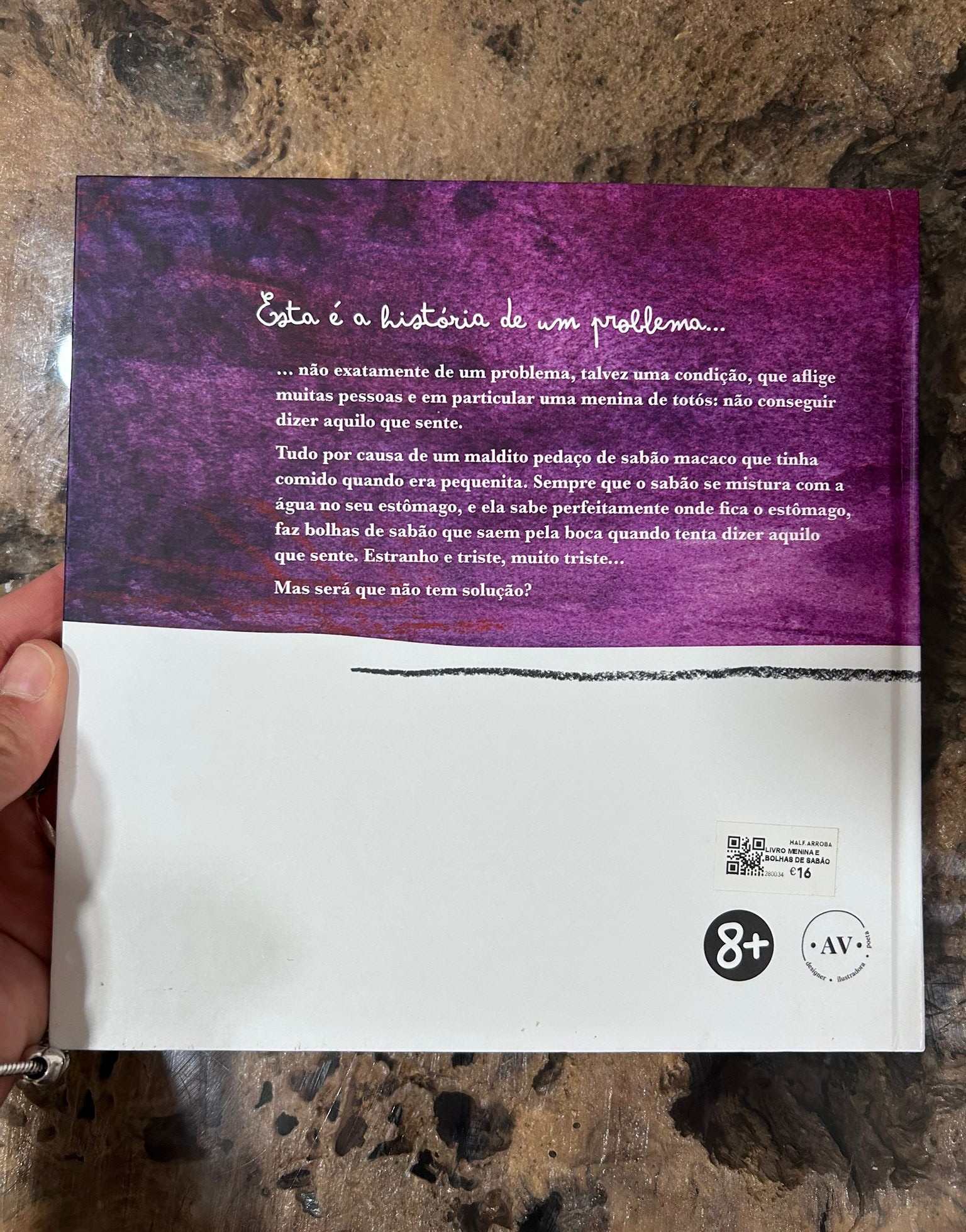 LIVRO INFANTIL "A menina que sentia bolhas de sabão" - Image 4